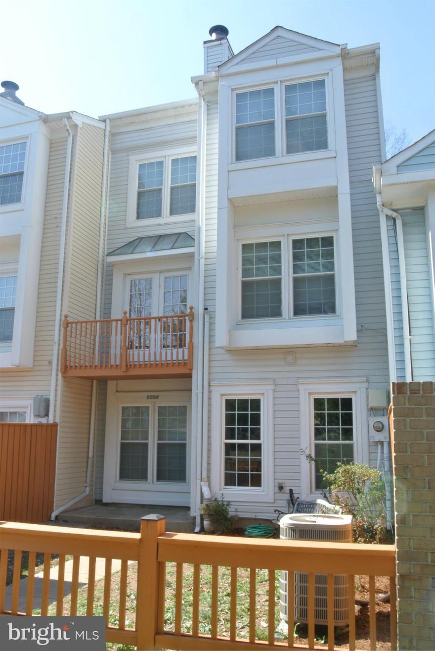 Updated townhome in sought after Little Rocky Run subdivision. This home boasts 3BR, 2.5BA, stainless steel appliances, brand new granite countertops, and updated bathrooms.  Master suite with sitting room leads out to private deck.  In the heart of Centreville close to shopping, restaurants, and more!  Close to major commuter routes offers many options to get to your destination.  Welcome home!