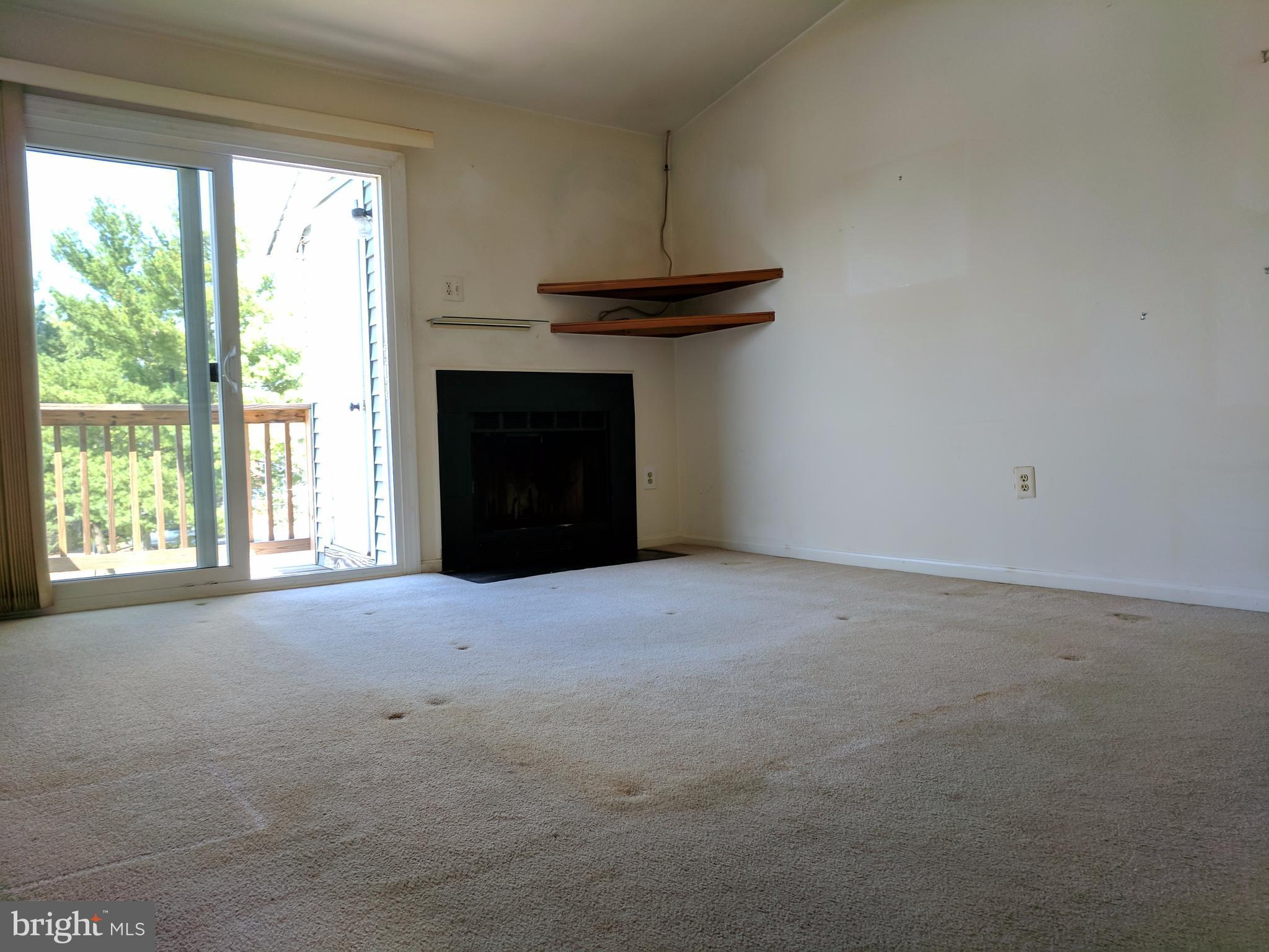 CLUSTERS AT WOODLAWN - Residential