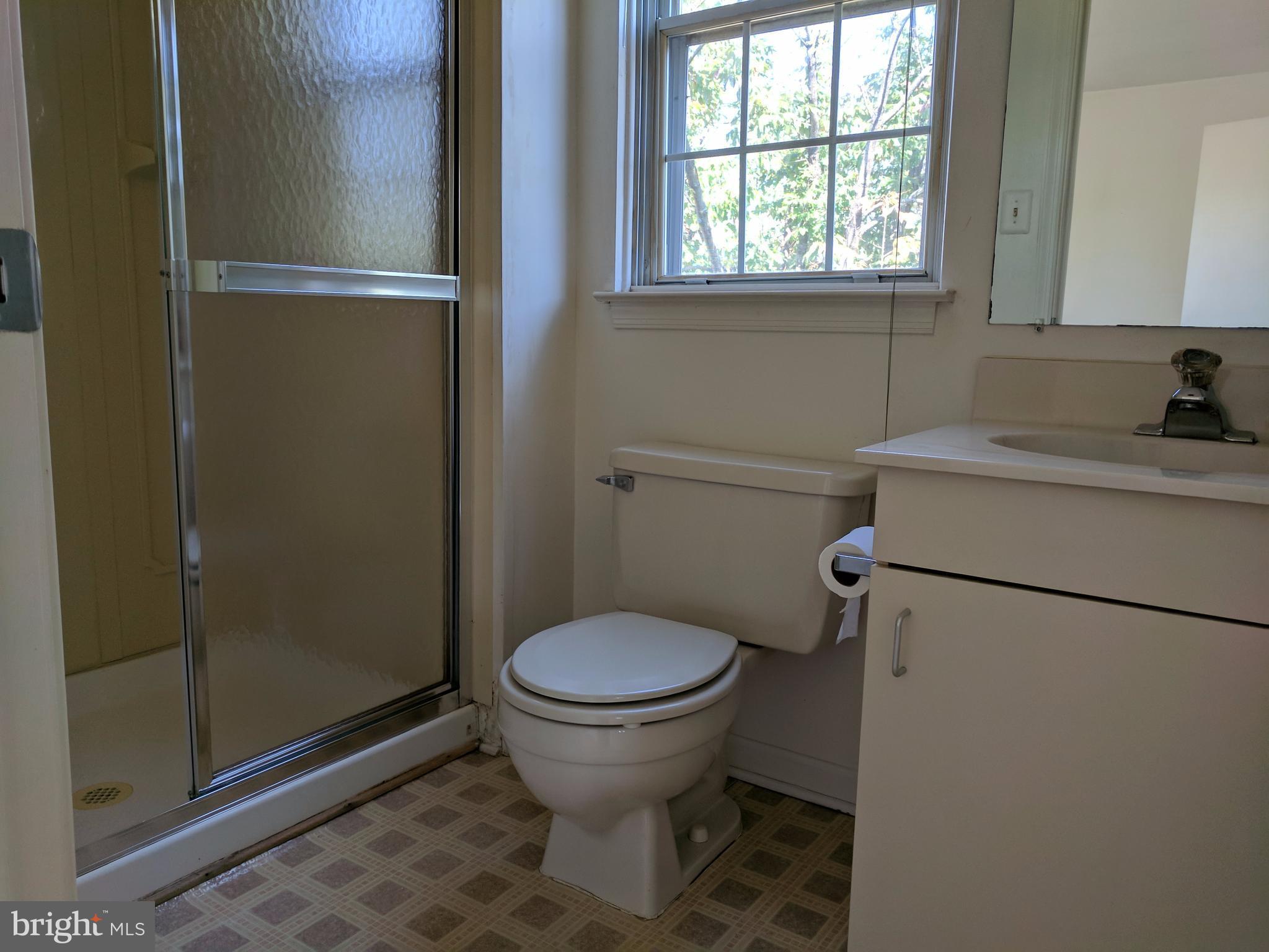 CLUSTERS AT WOODLAWN - Residential