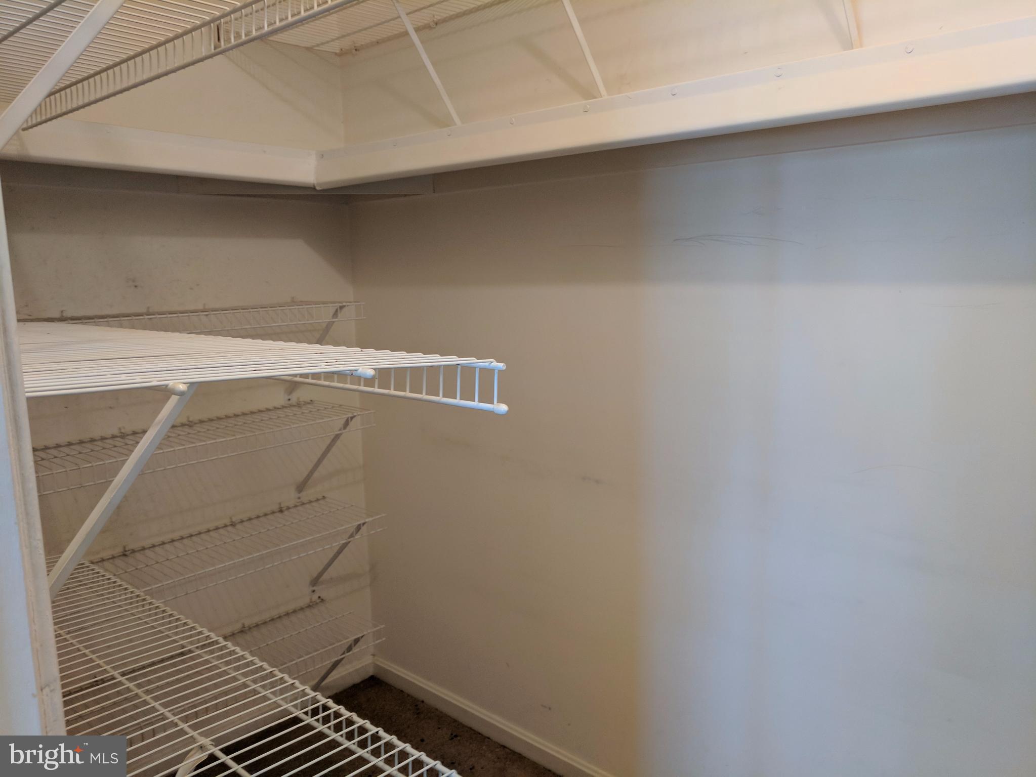 CLUSTERS AT WOODLAWN - Residential