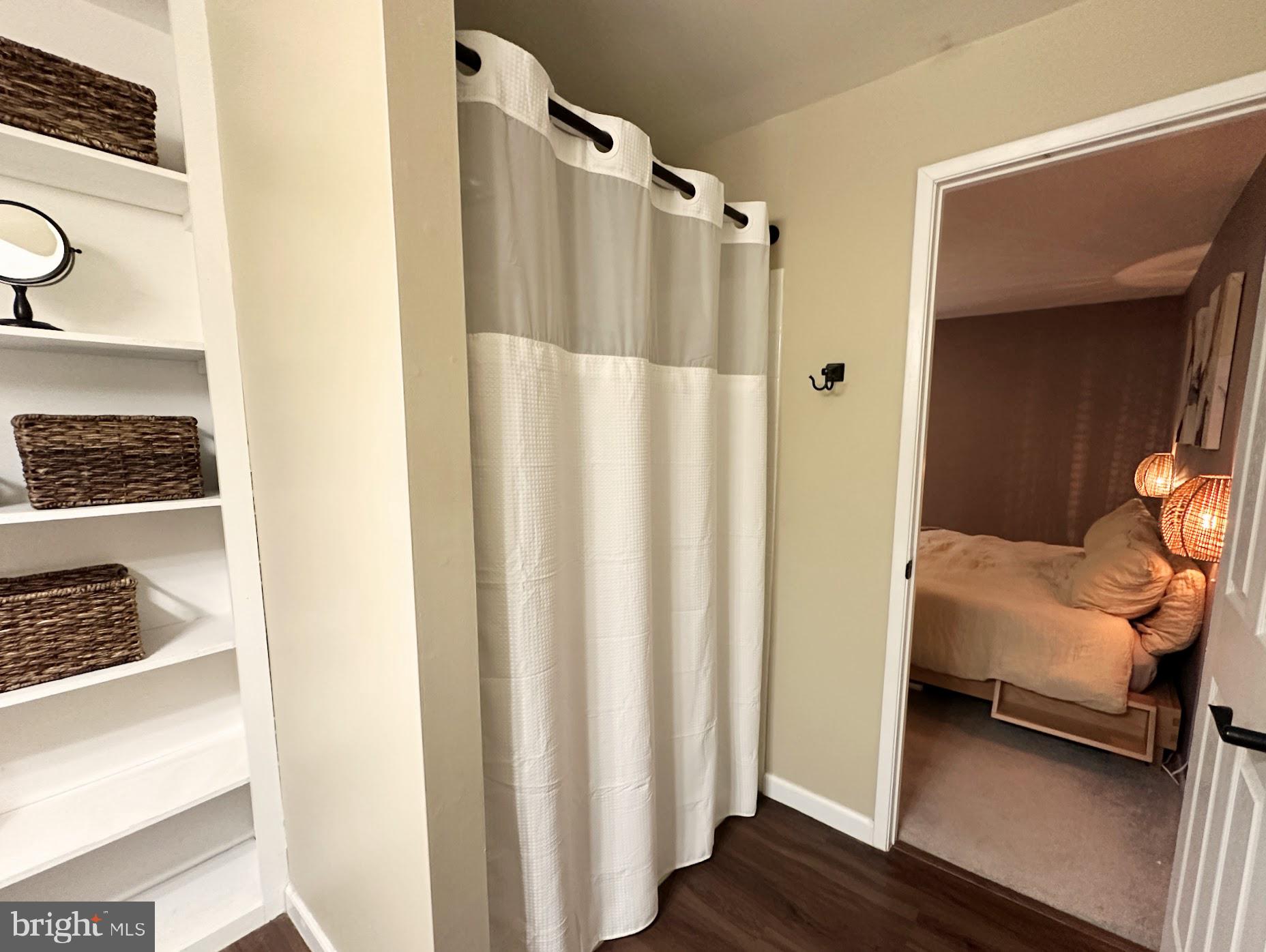 KINGS CONTRIVANCE - Residential