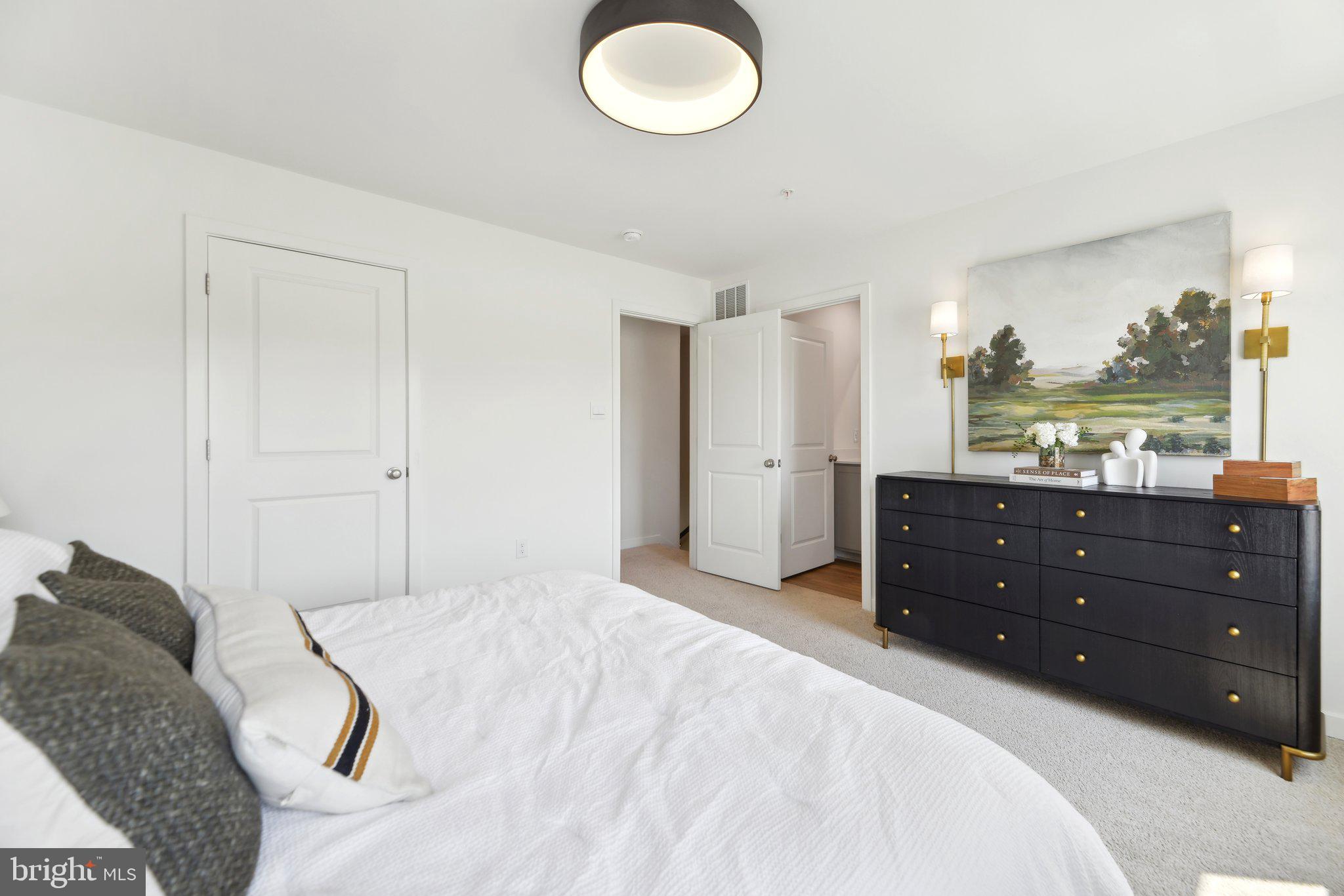 PINEGROVE - Residential