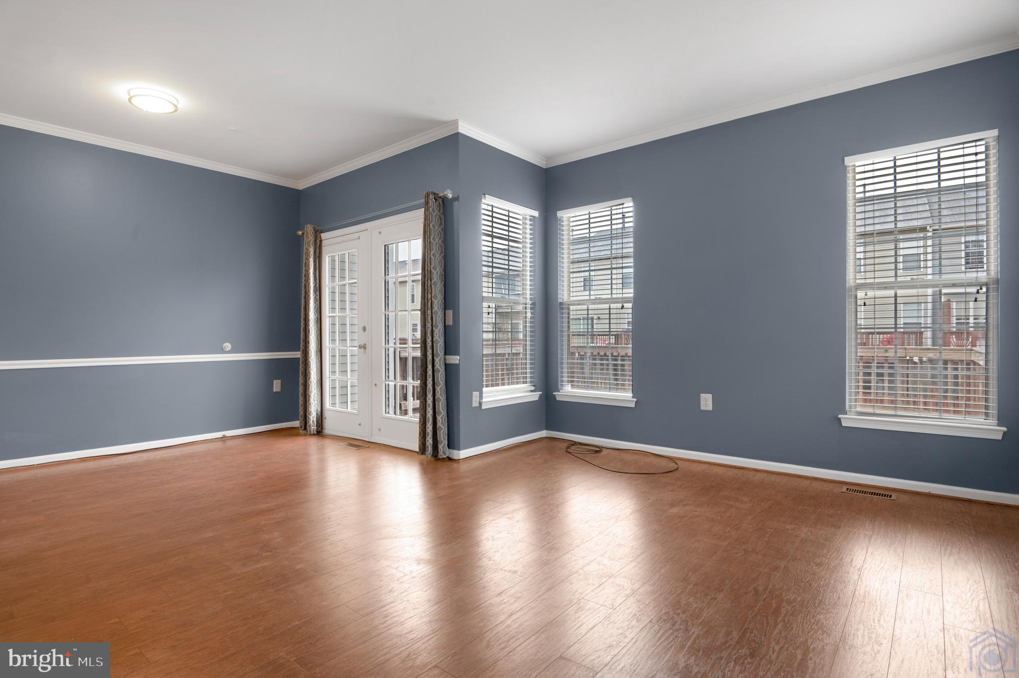 2543 SELKIRK COURT
