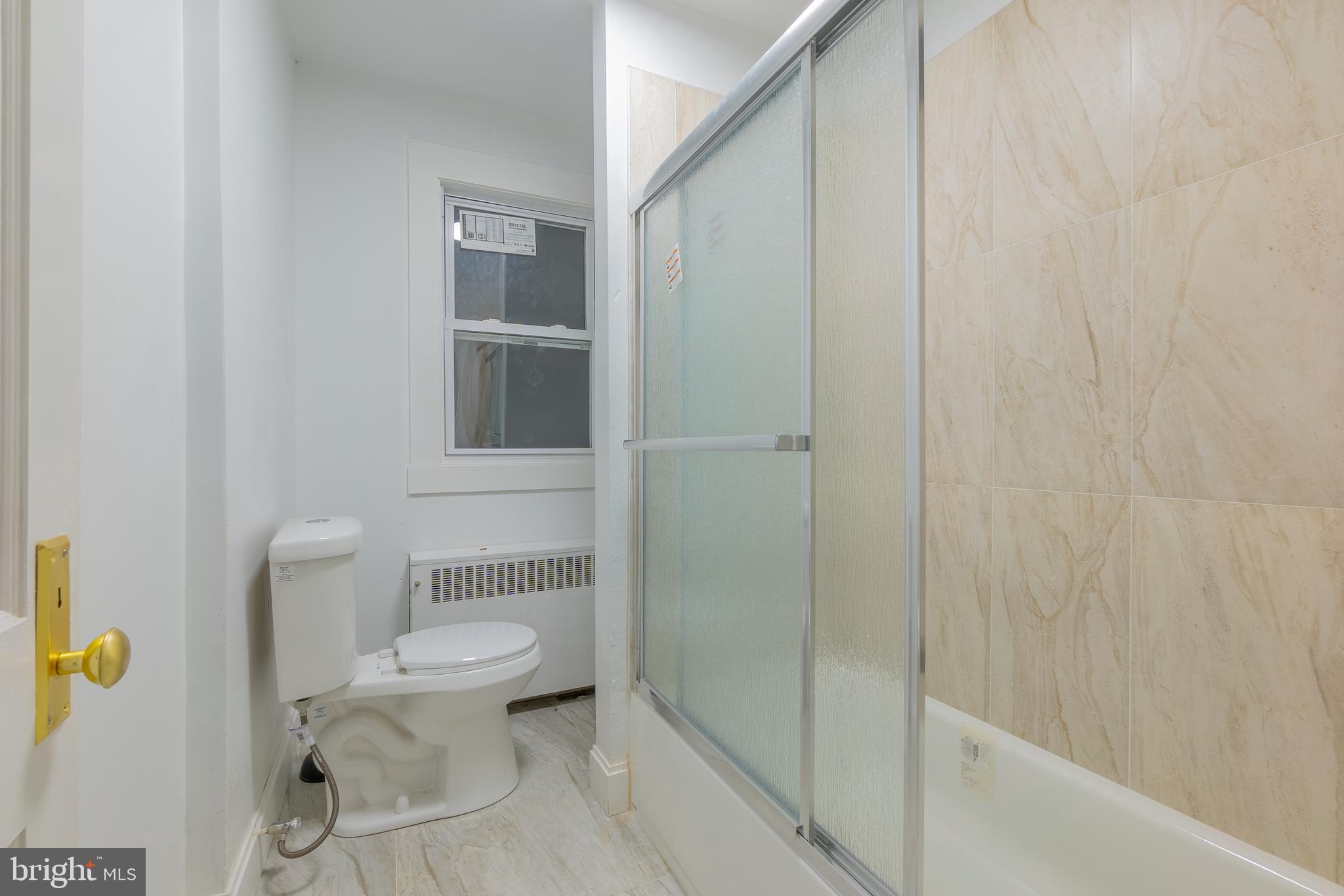 EAST OAK LANE - Residential