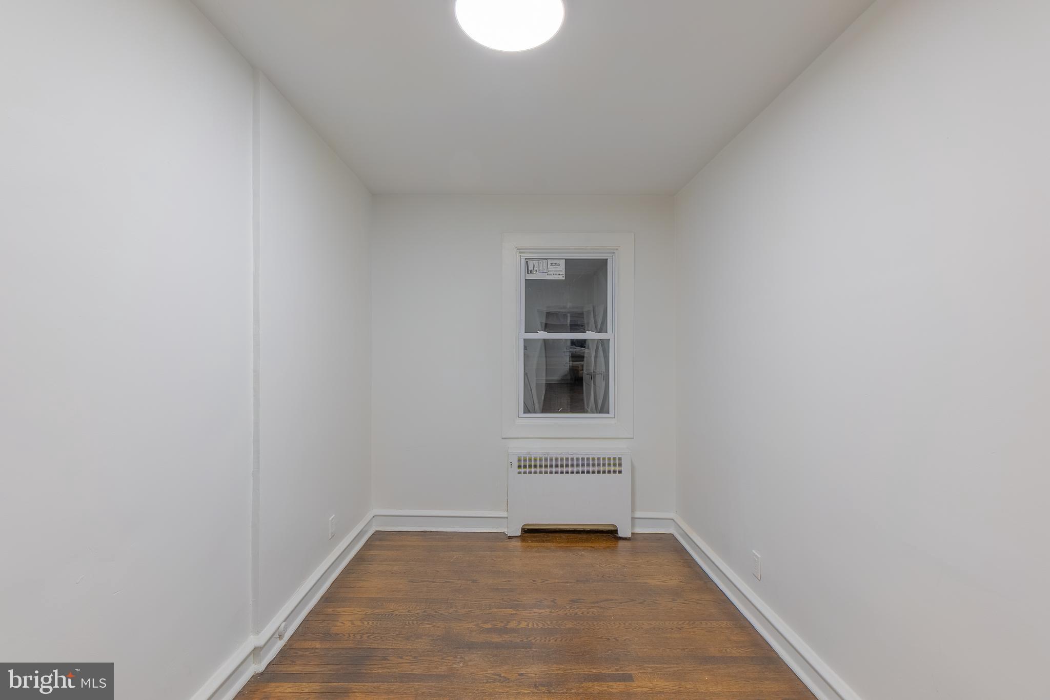 EAST OAK LANE - Residential