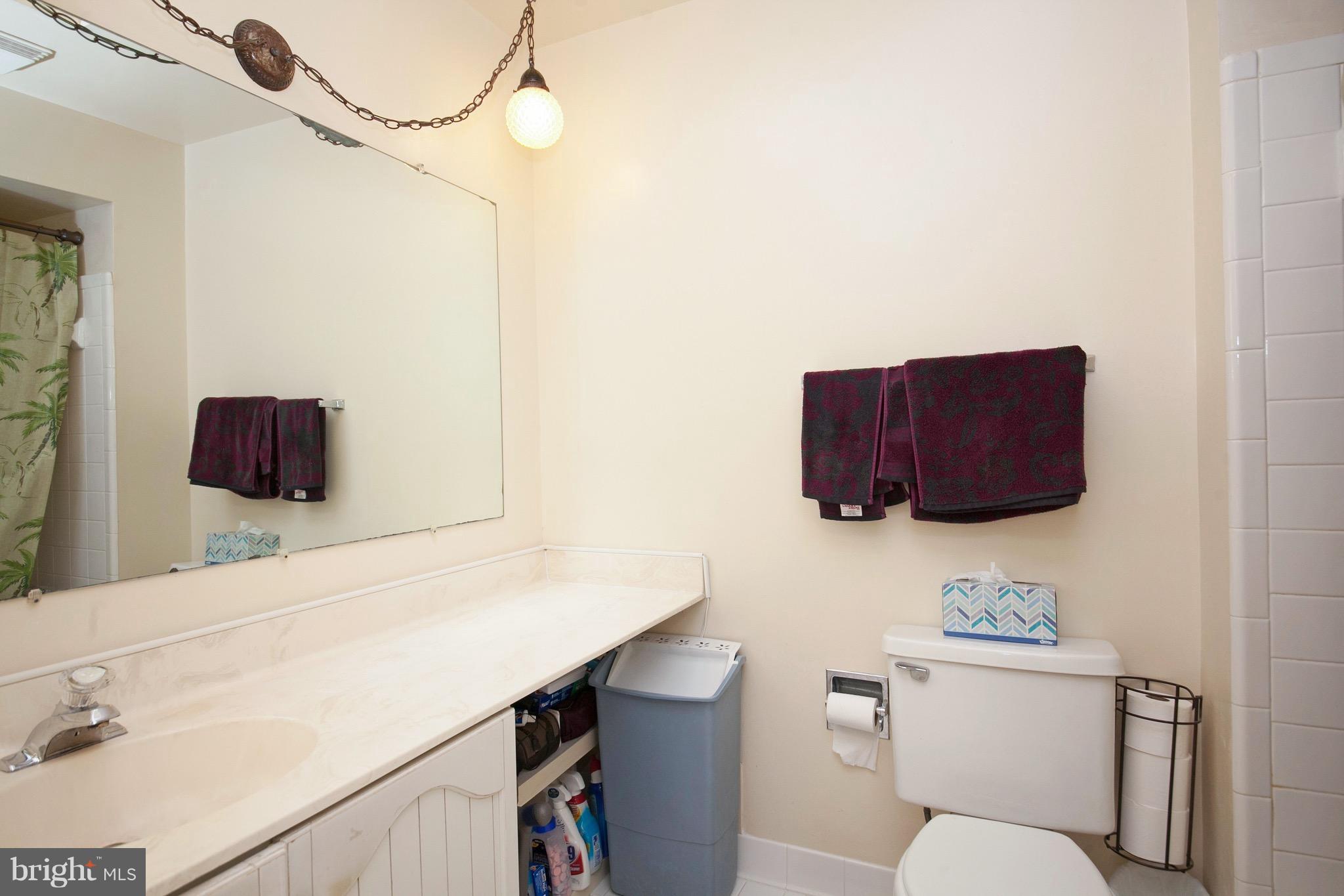 FOX MILL ESTATES - Residential