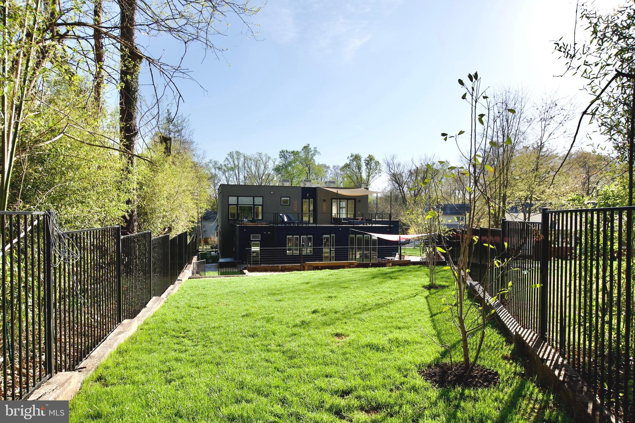 PIMMIT HILLS - Residential