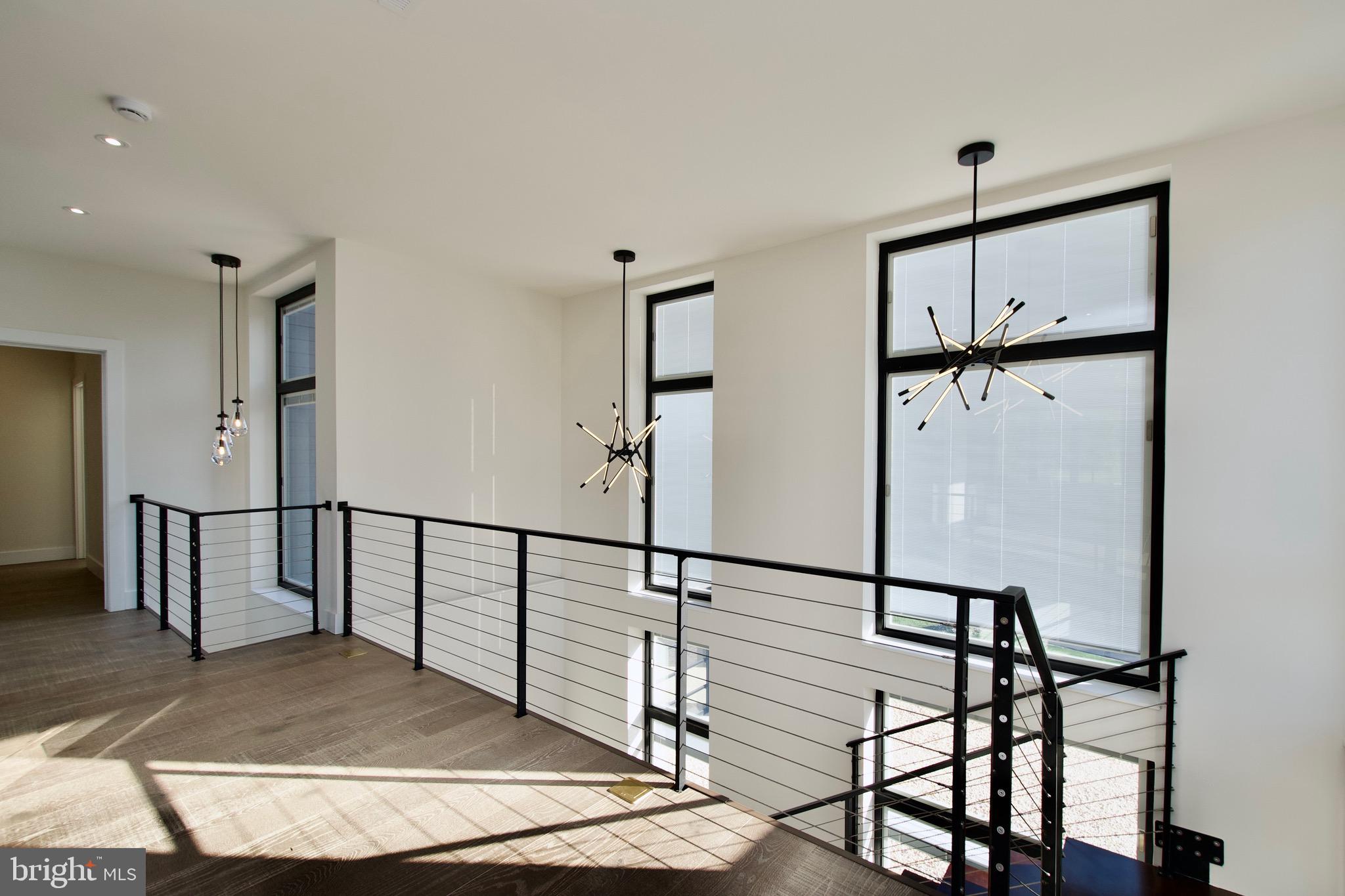 PIMMIT HILLS - Residential