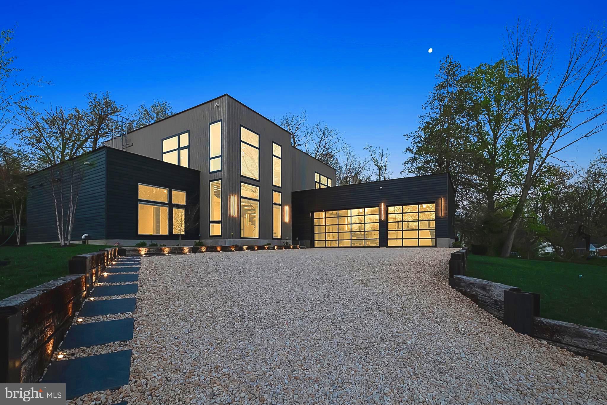 PIMMIT HILLS - Residential