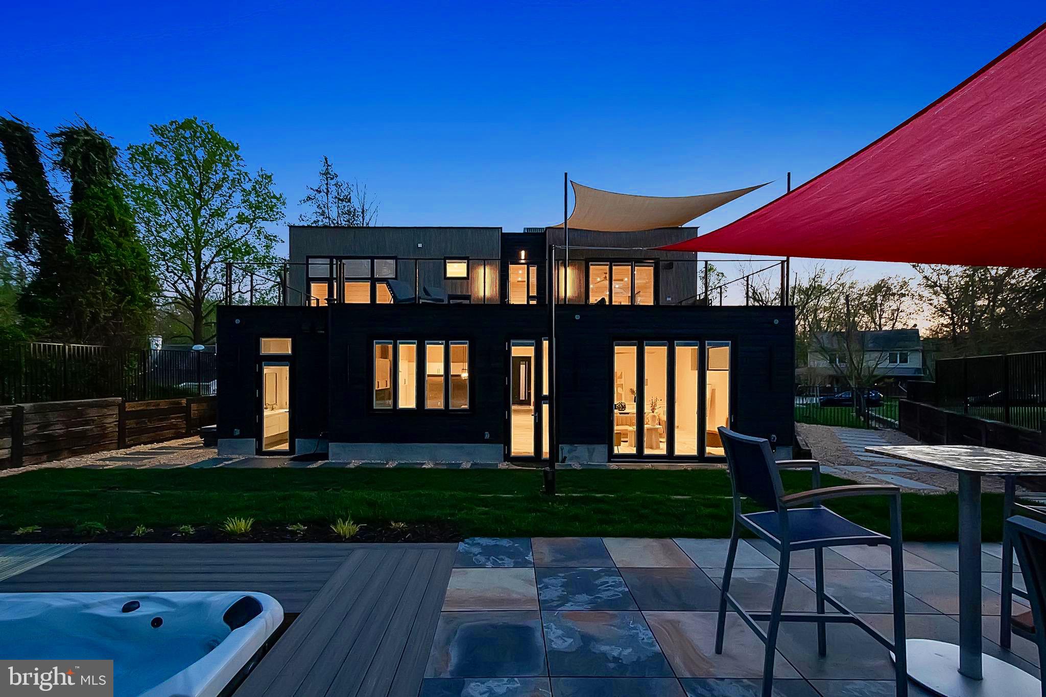 PIMMIT HILLS - Residential