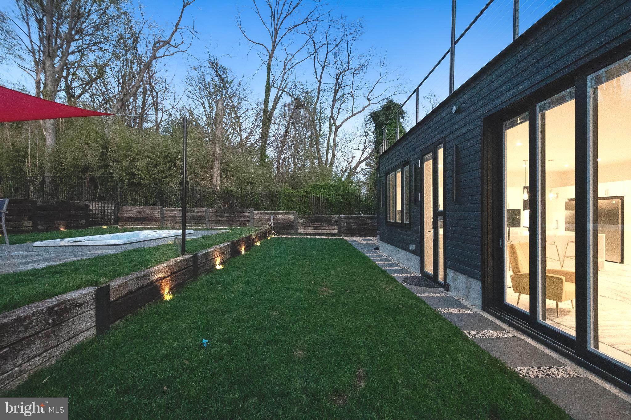 PIMMIT HILLS - Residential