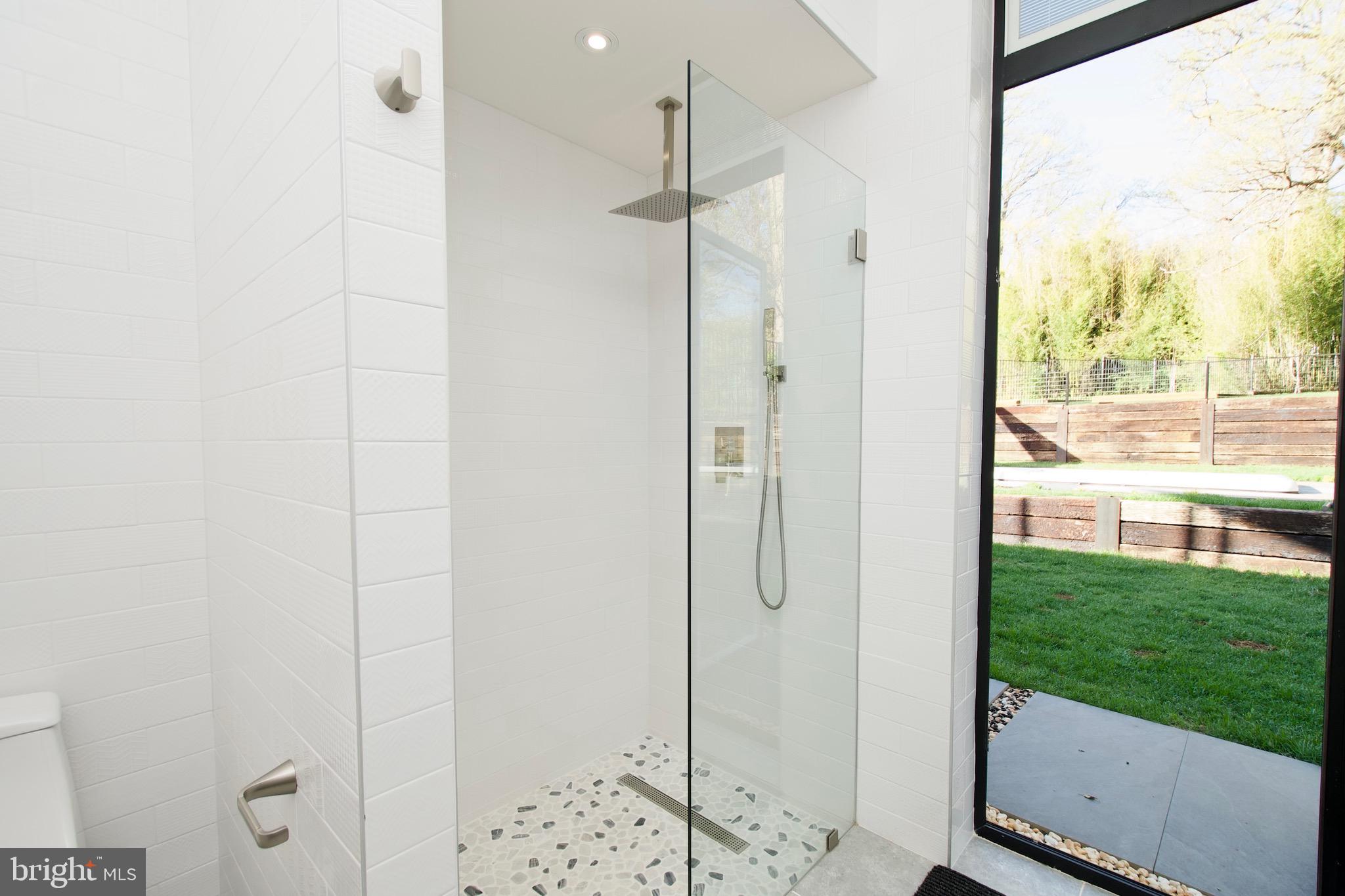 PIMMIT HILLS - Residential