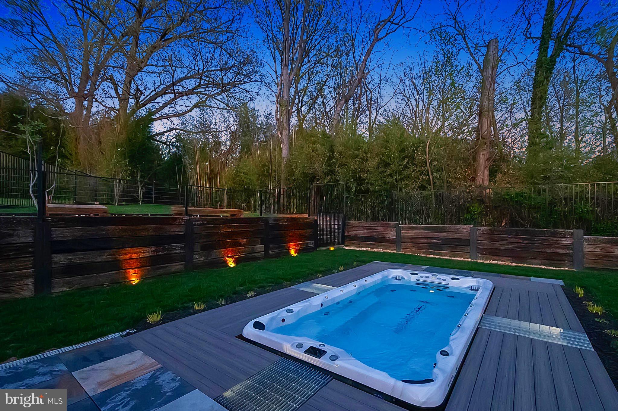 PIMMIT HILLS - Residential