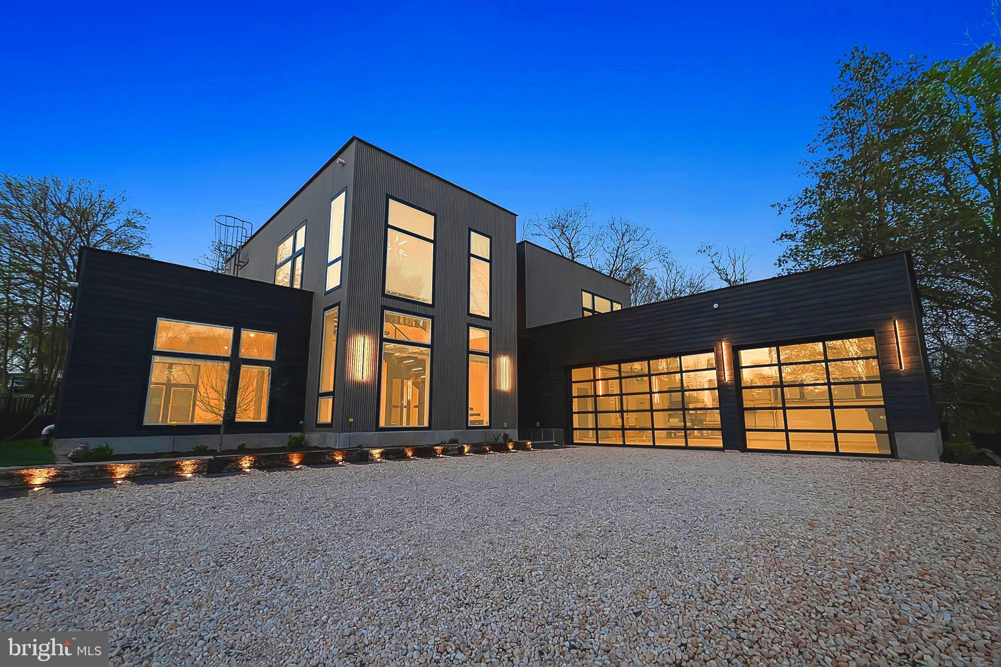 PIMMIT HILLS - Residential