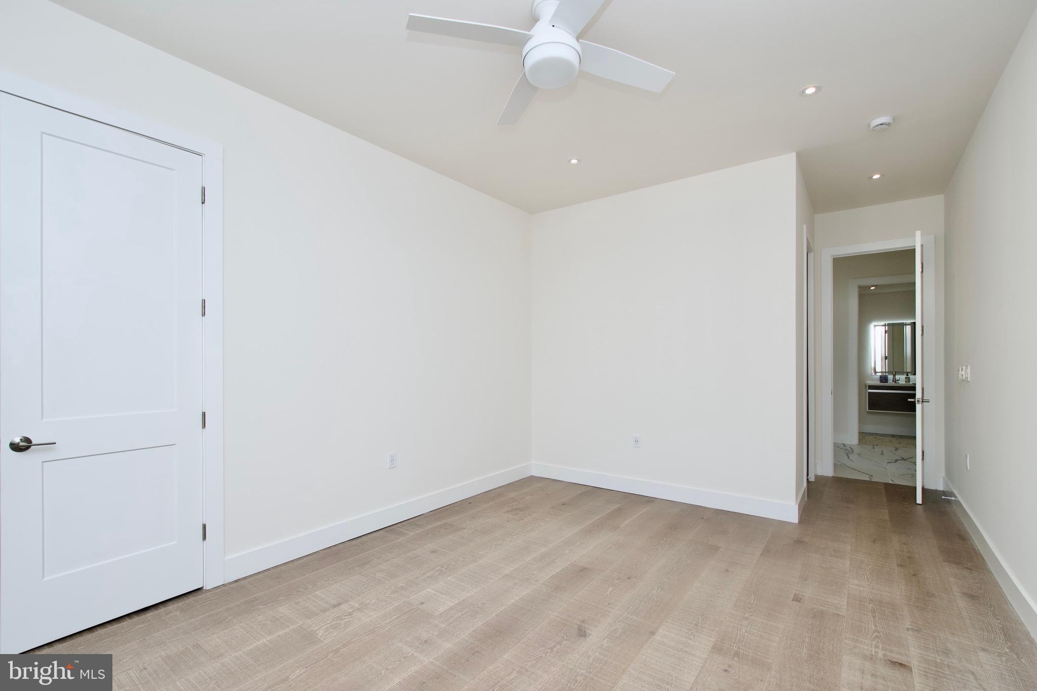 PIMMIT HILLS - Residential