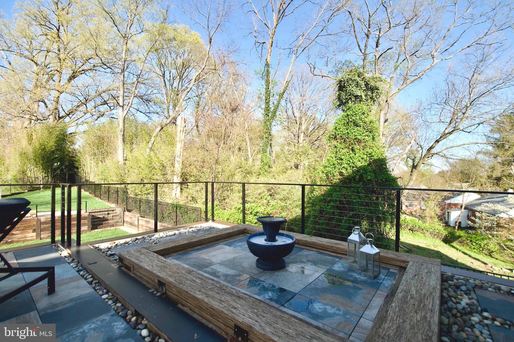 PIMMIT HILLS - Residential