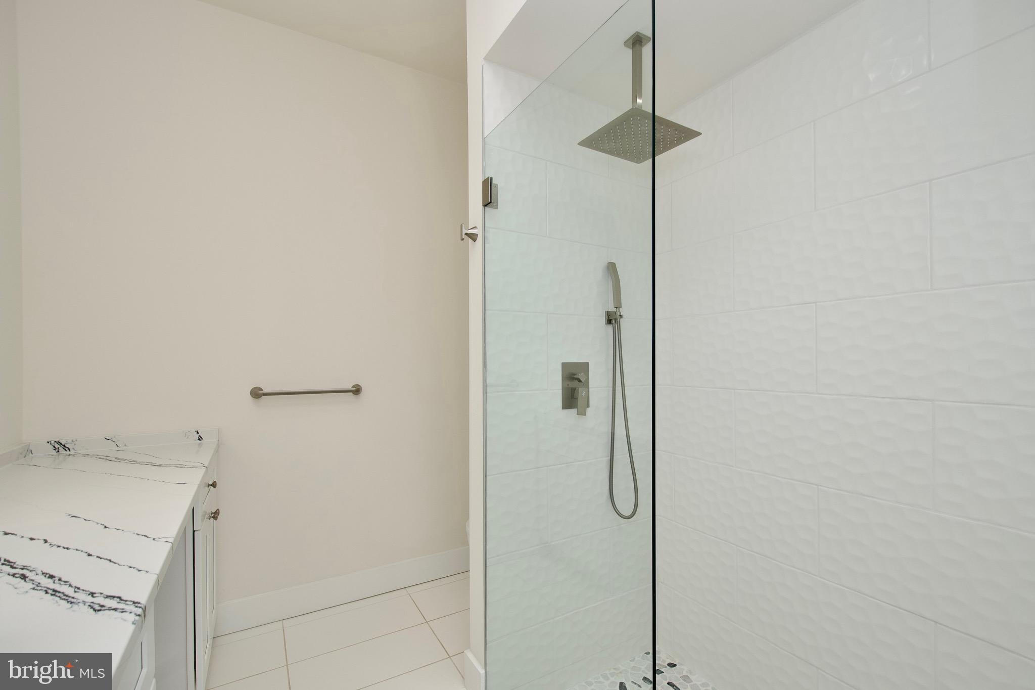 PIMMIT HILLS - Residential