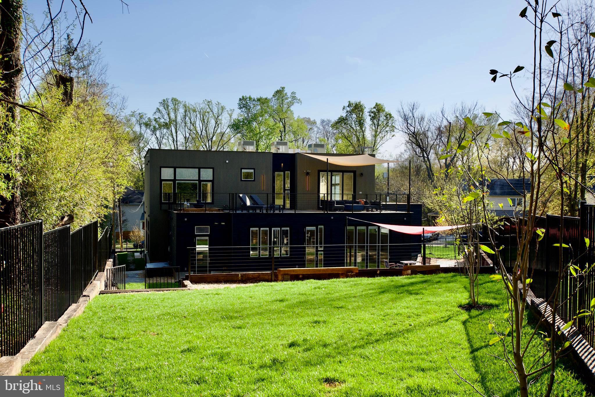 PIMMIT HILLS - Residential