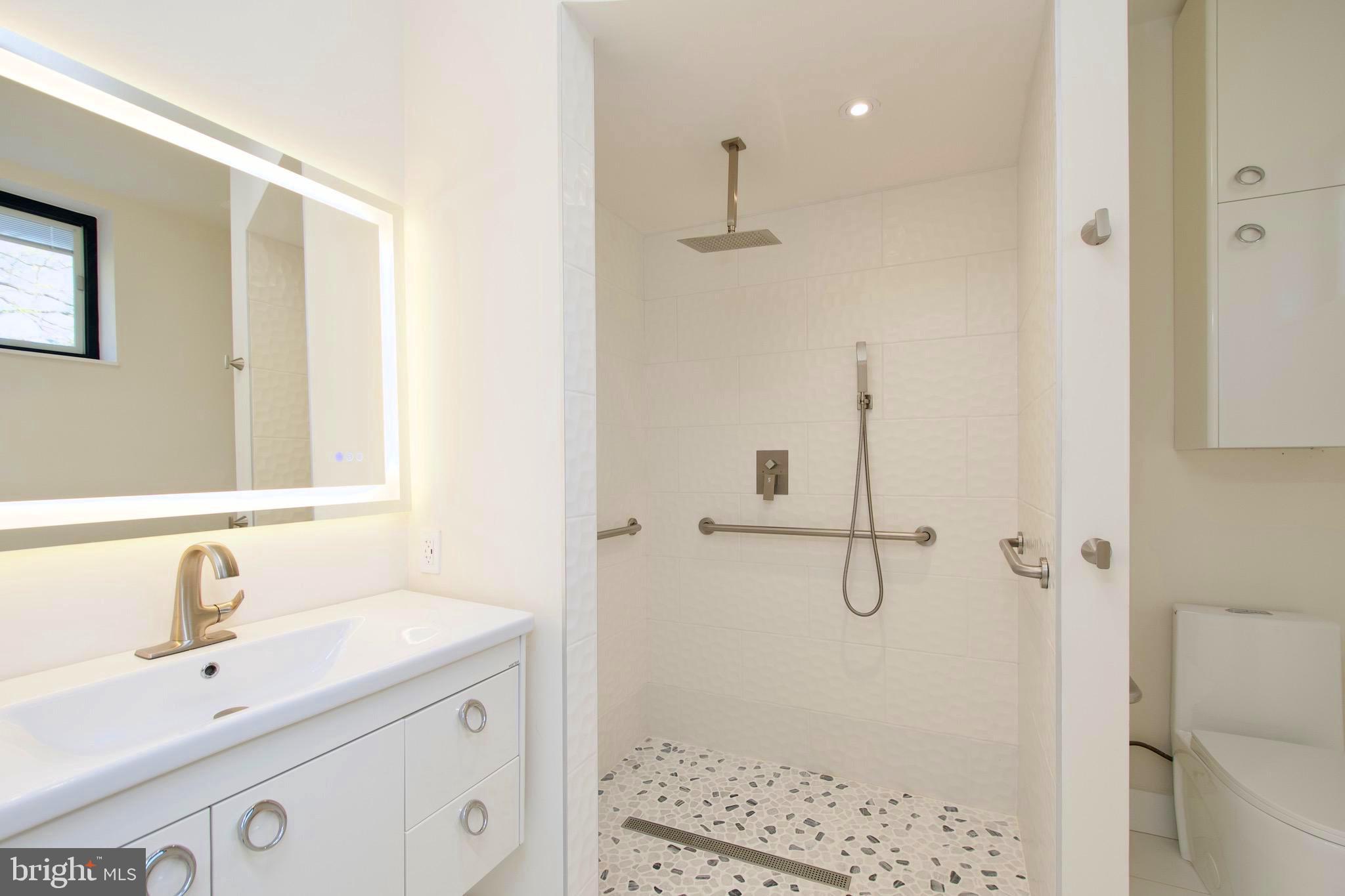 PIMMIT HILLS - Residential