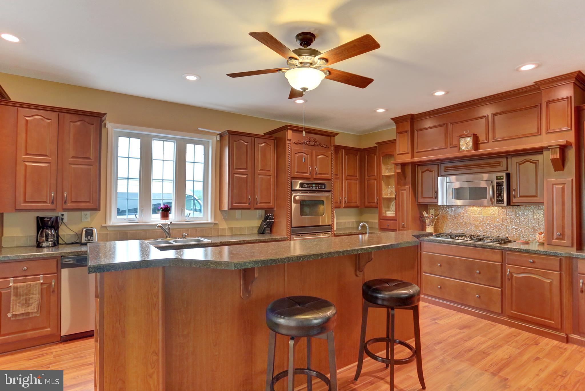 CREEK VIEW 55+ COMMUNITY - Residential