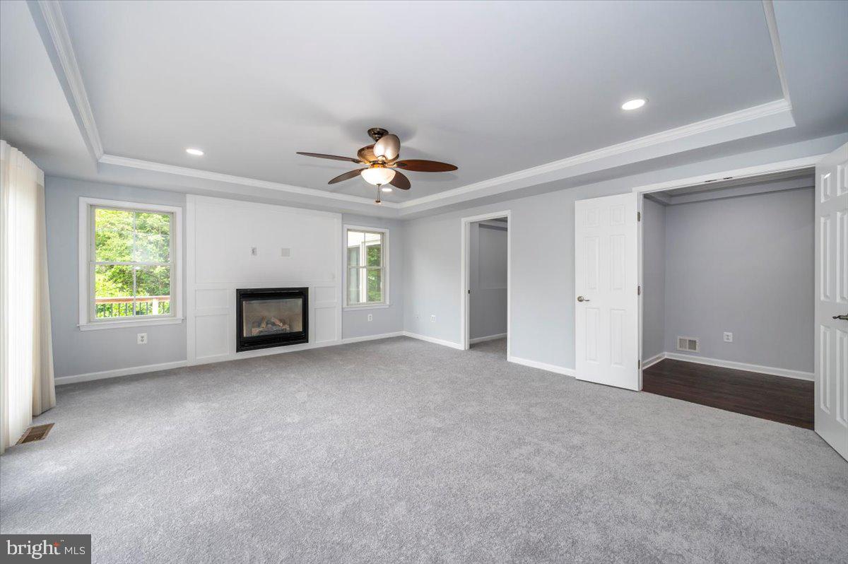 REGULARS - Residential