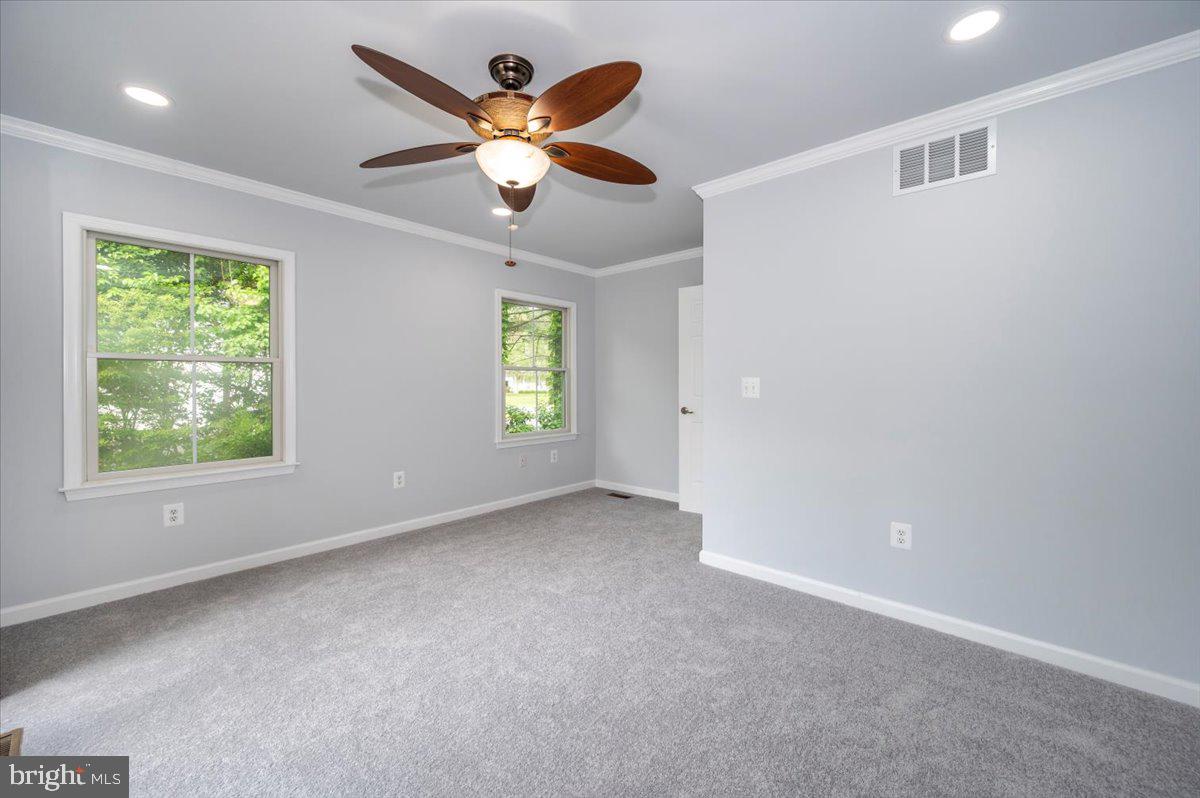 REGULARS - Residential