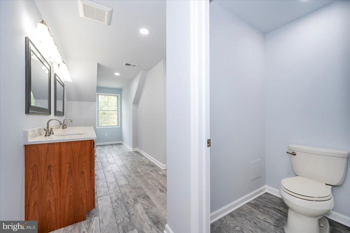 REGULARS - Residential