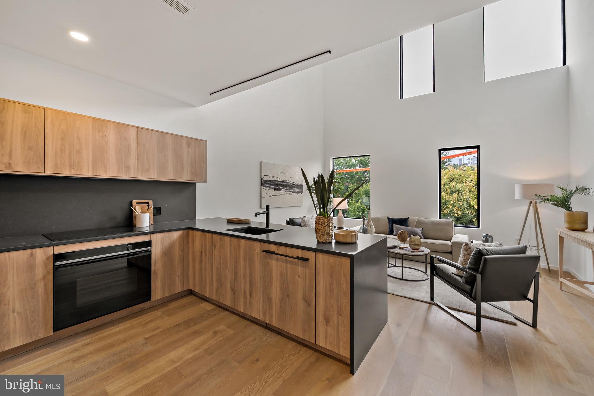 GRADUATE HOSPITAL - Residential