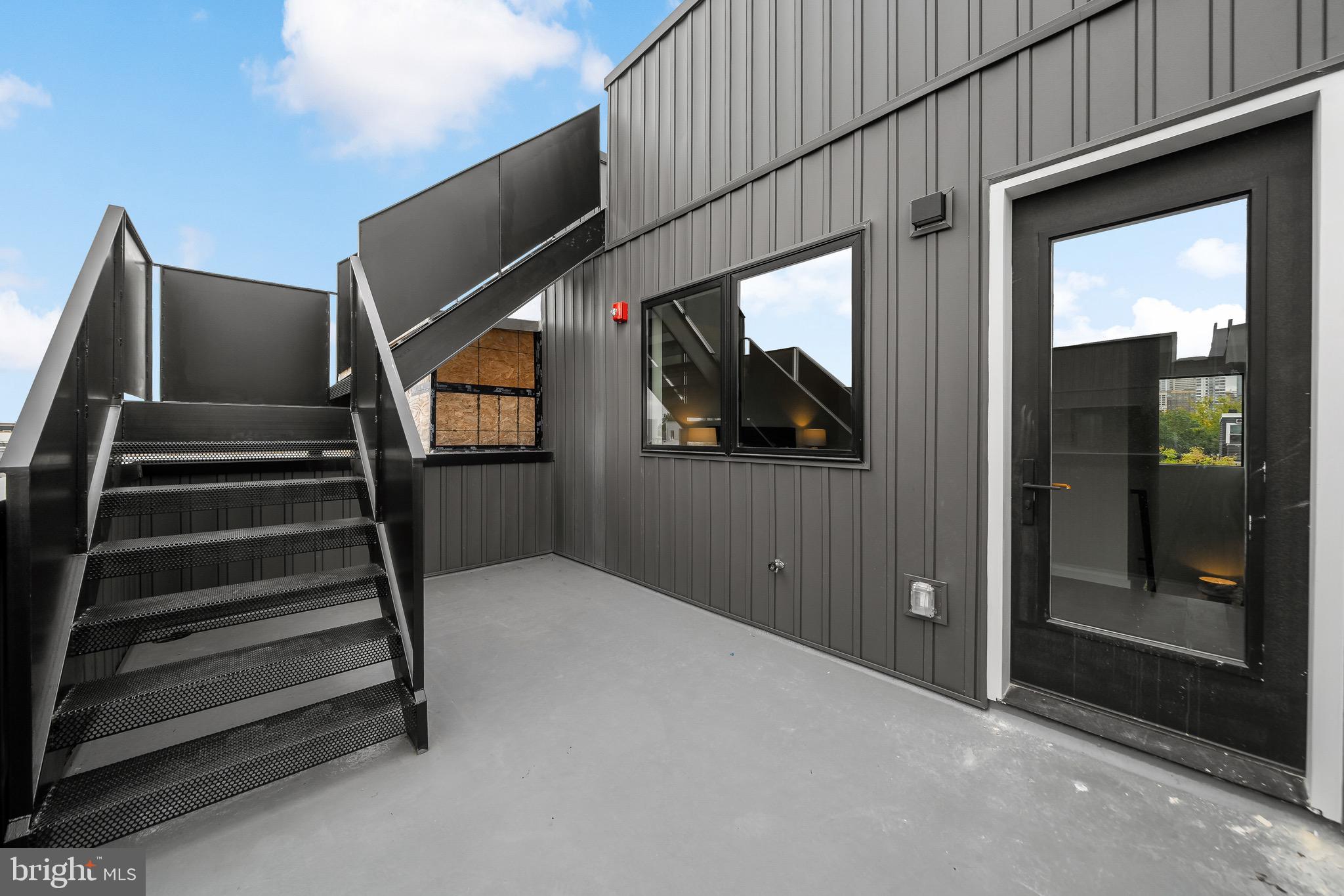 GRADUATE HOSPITAL - Residential