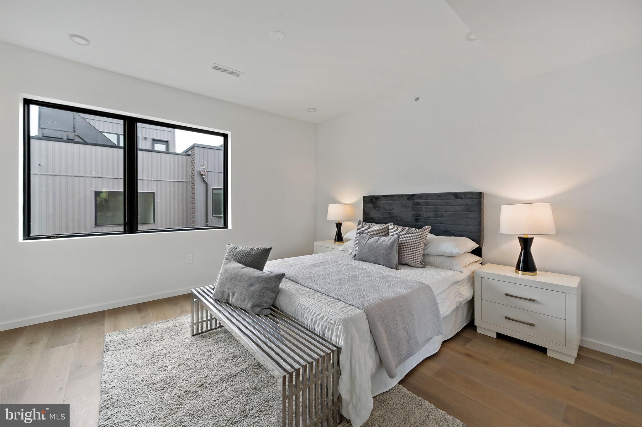 GRADUATE HOSPITAL - Residential