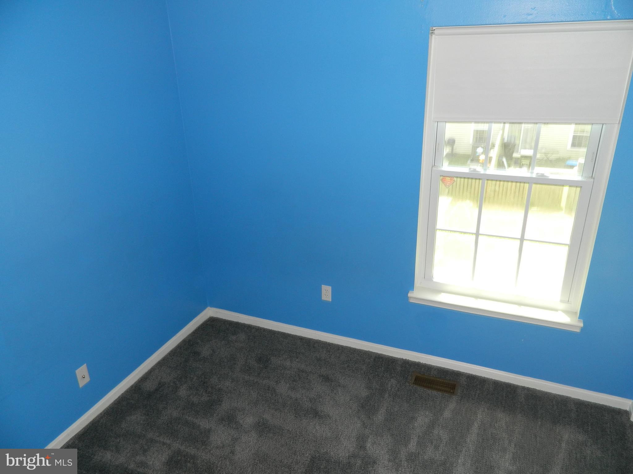 RIVERSIDE - Residential Lease