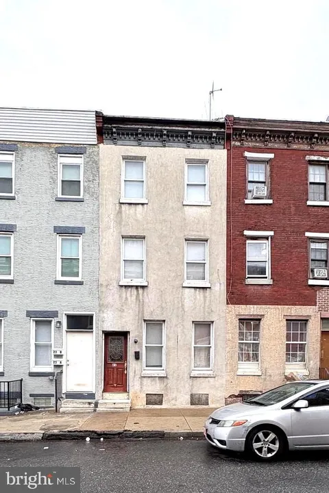 21 E Silver Street, Philadelphia, PA MLS: PAPH2458010