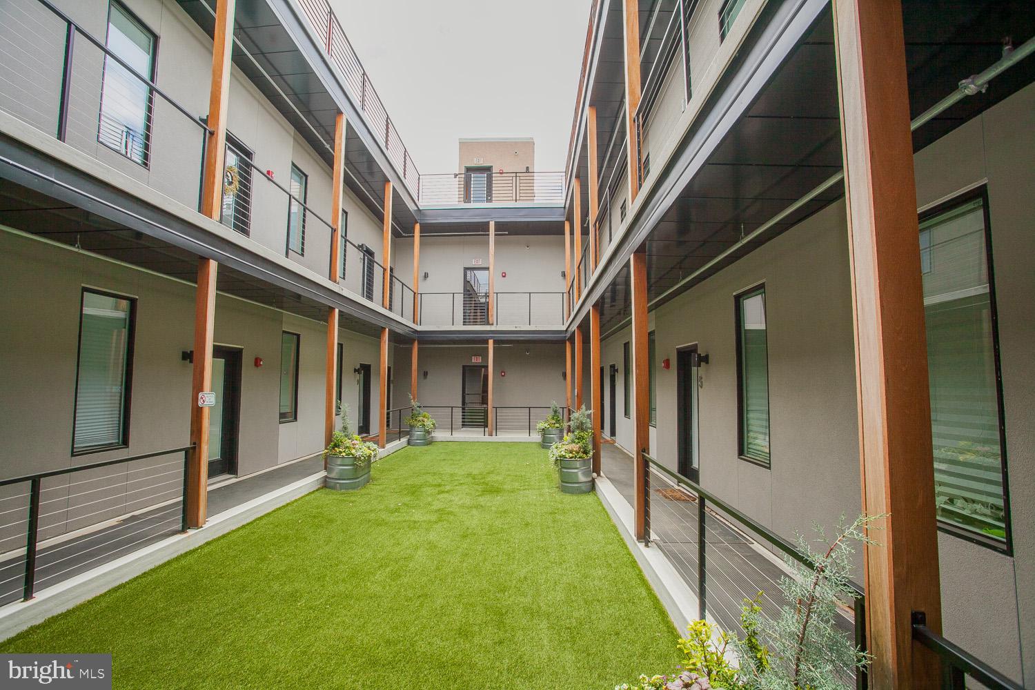 MANAYUNK - Residential Lease