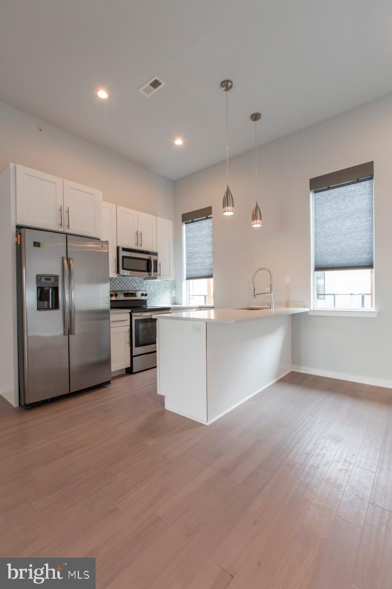 MANAYUNK - Residential Lease