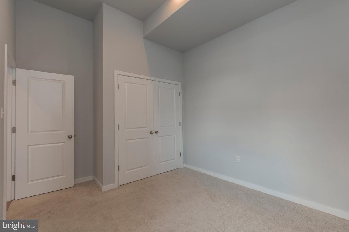 MANAYUNK - Residential Lease