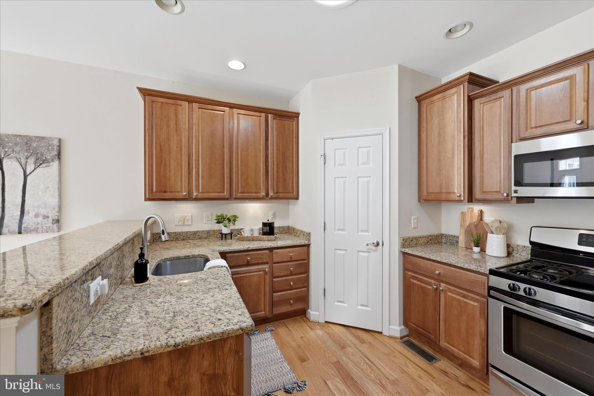 CEDAR MEADOWS - Residential