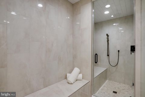 listing image 129