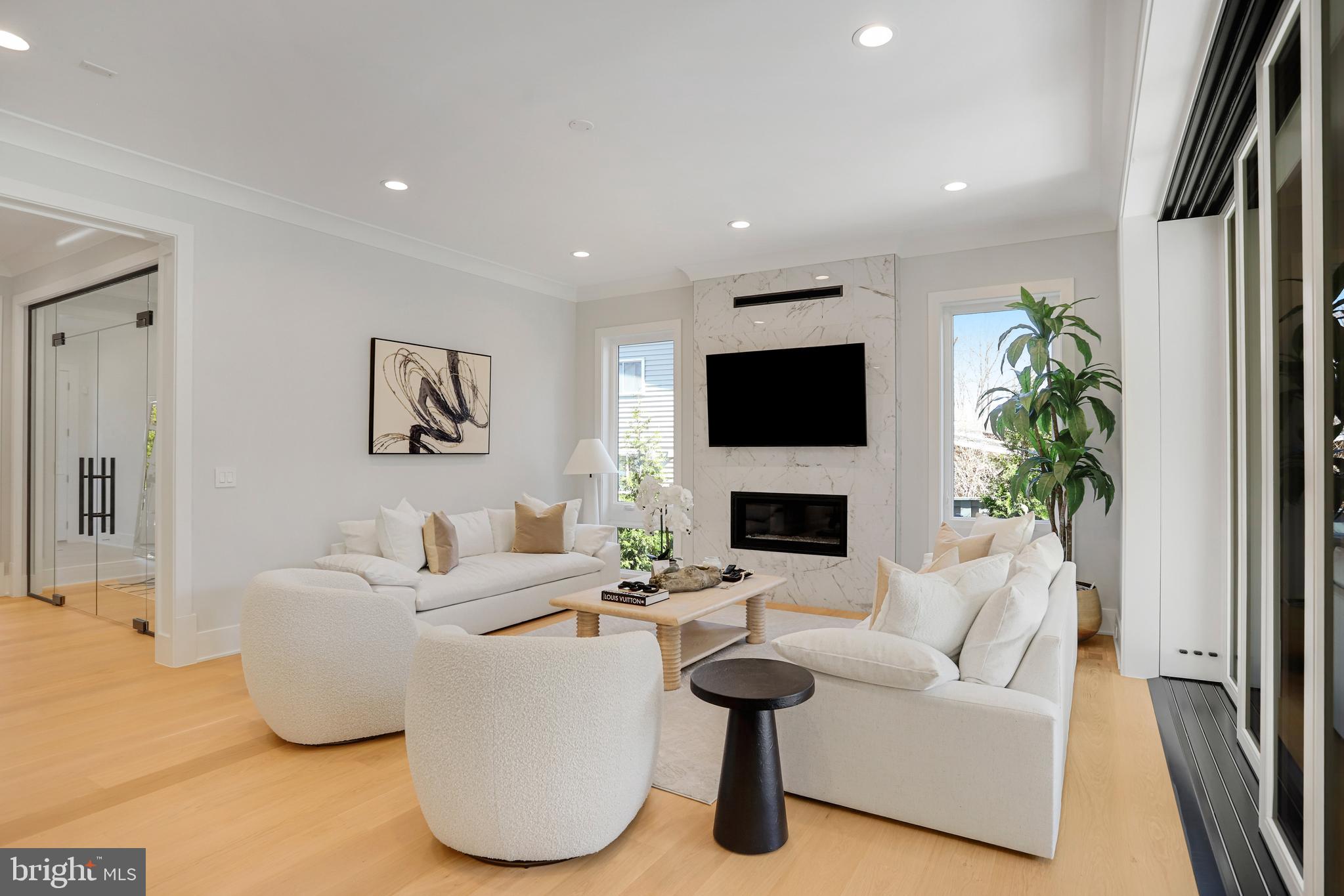 HOLMES RUN ACRES - Residential