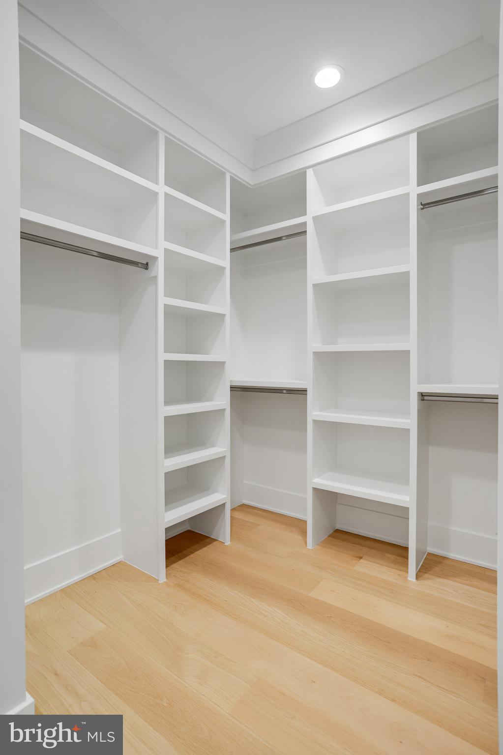 HOLMES RUN ACRES - Residential