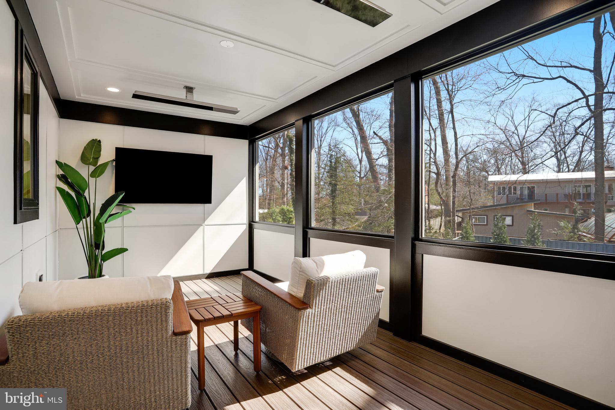 HOLMES RUN ACRES - Residential