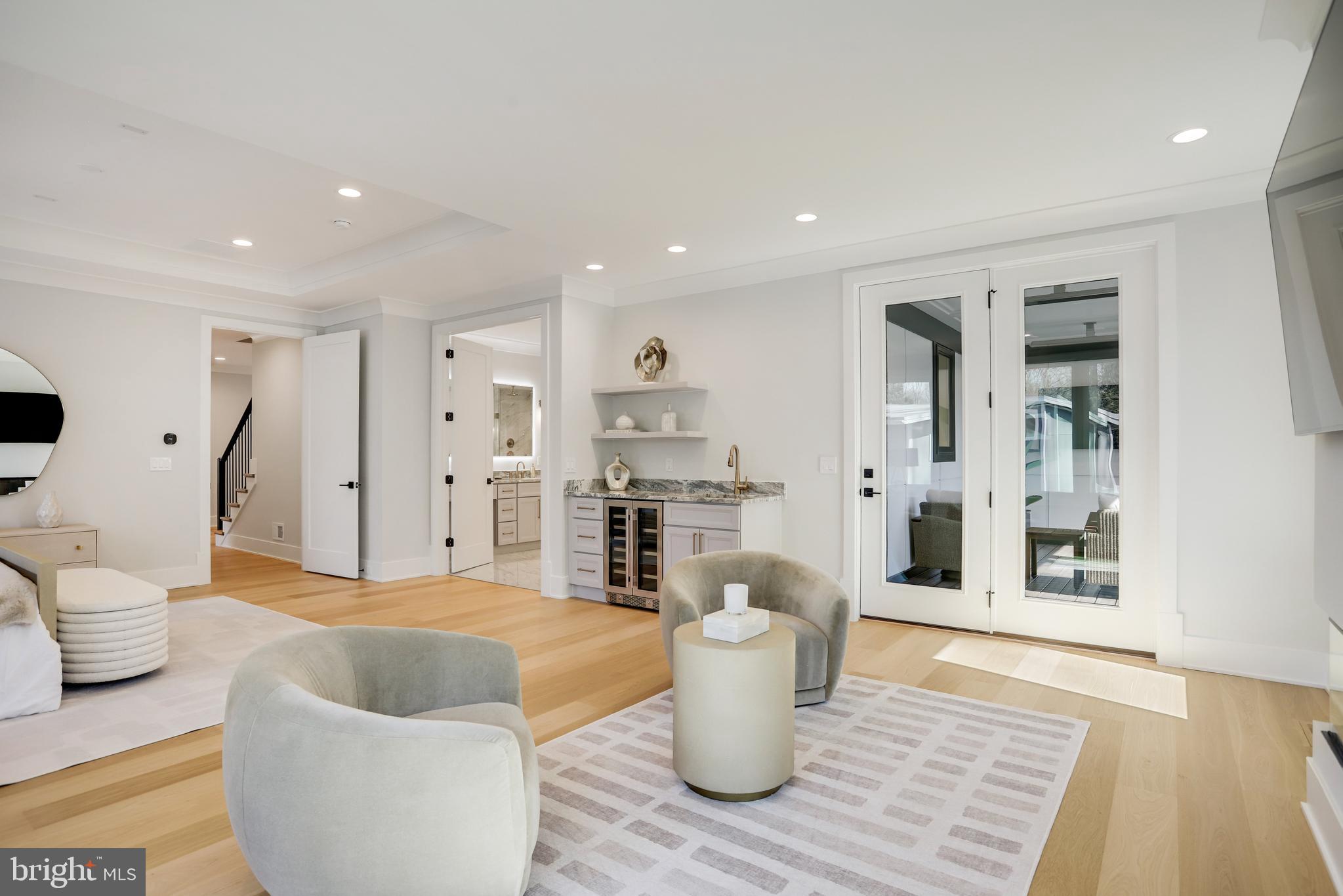 HOLMES RUN ACRES - Residential