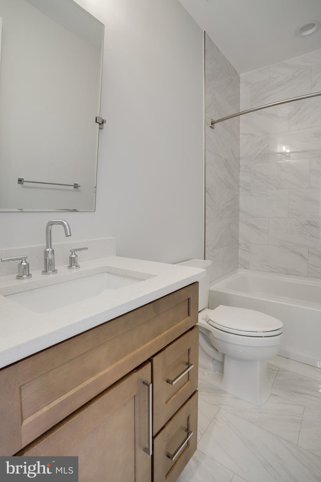 HOLMES RUN ACRES - Residential