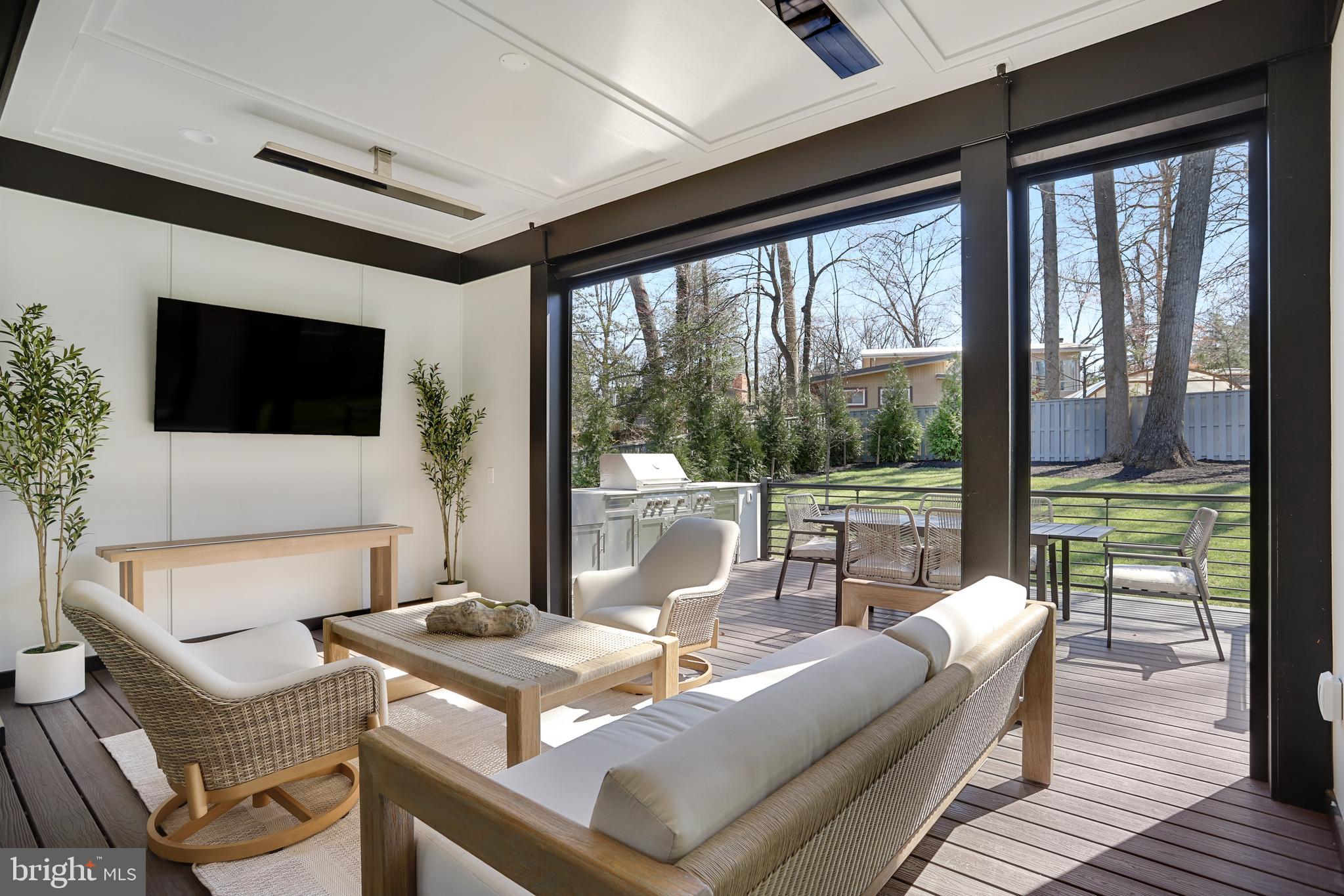 HOLMES RUN ACRES - Residential