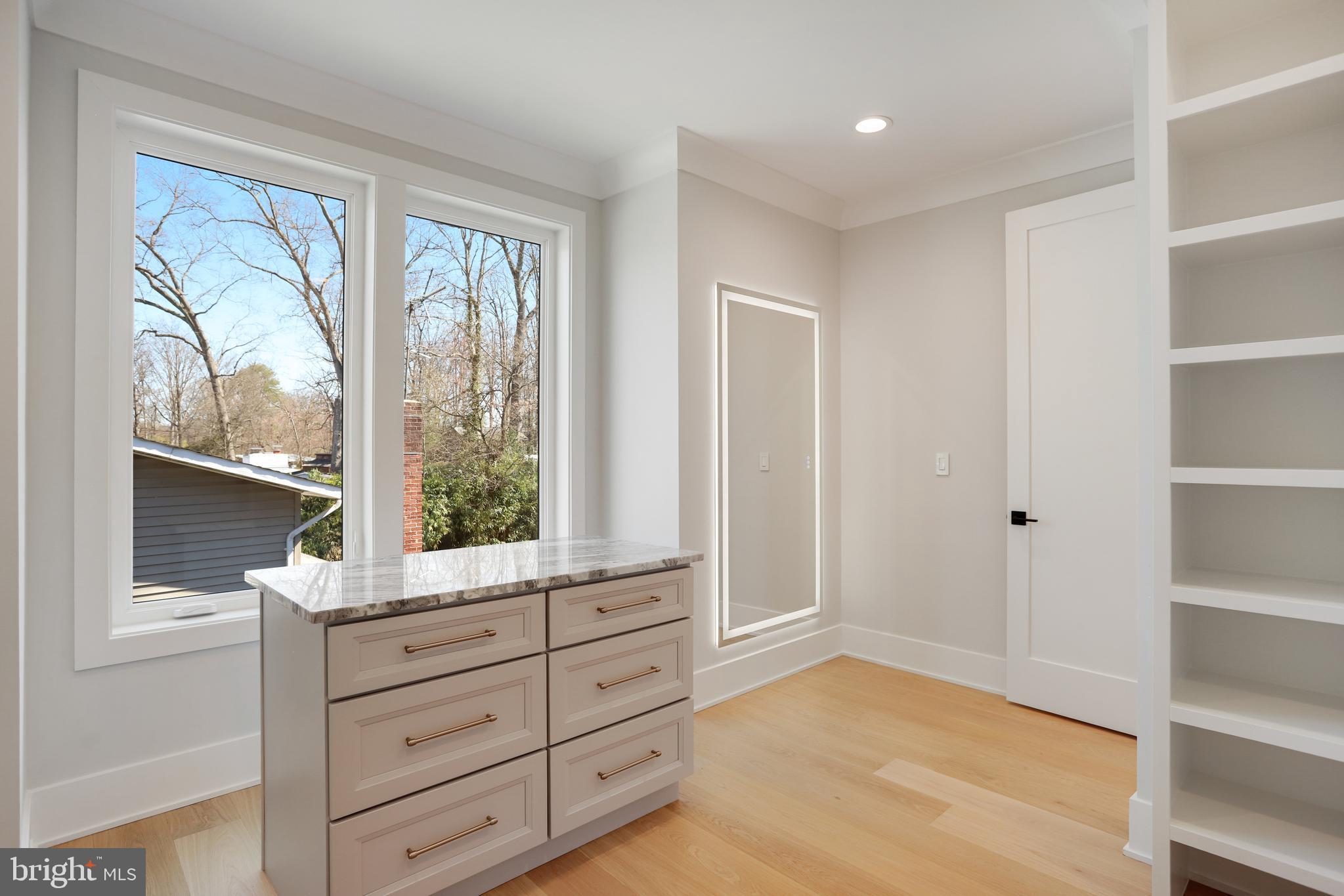 HOLMES RUN ACRES - Residential