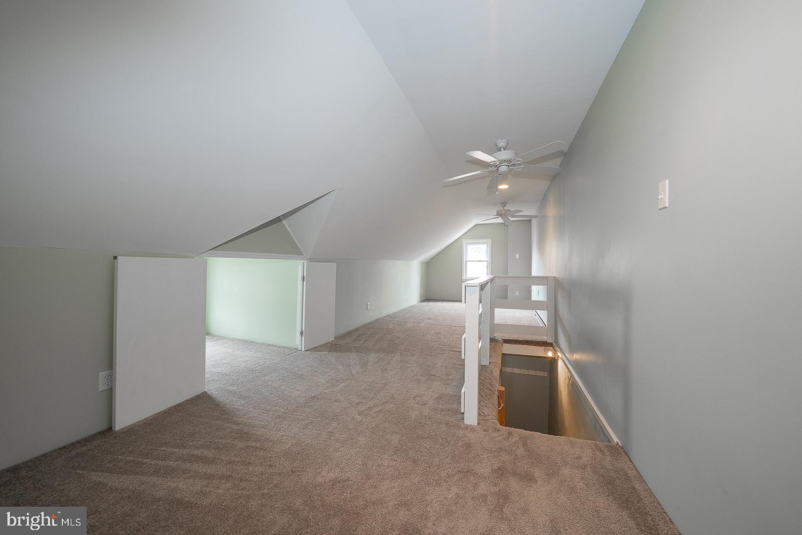 OAKMONT - Residential