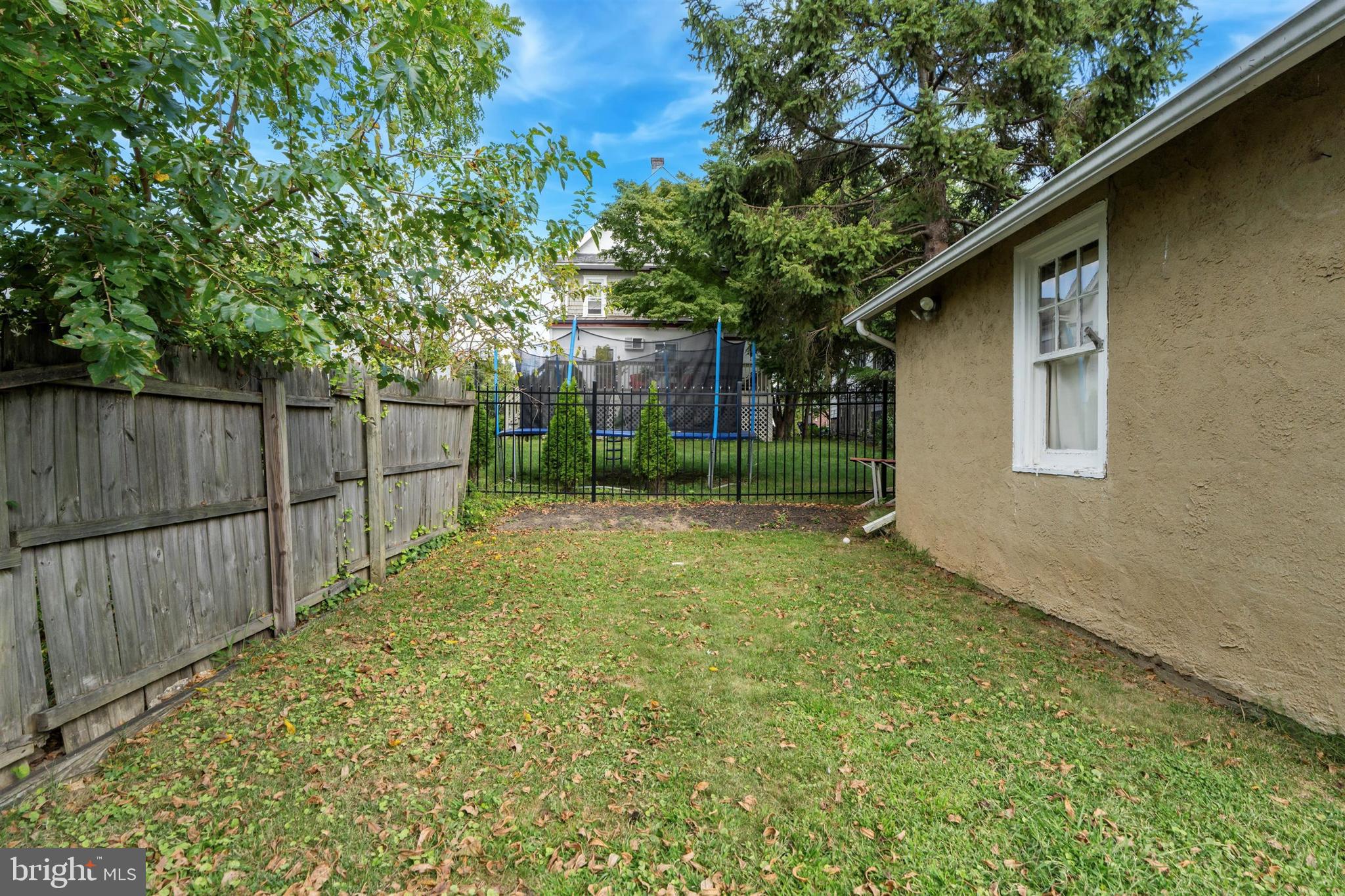 OAKMONT - Residential