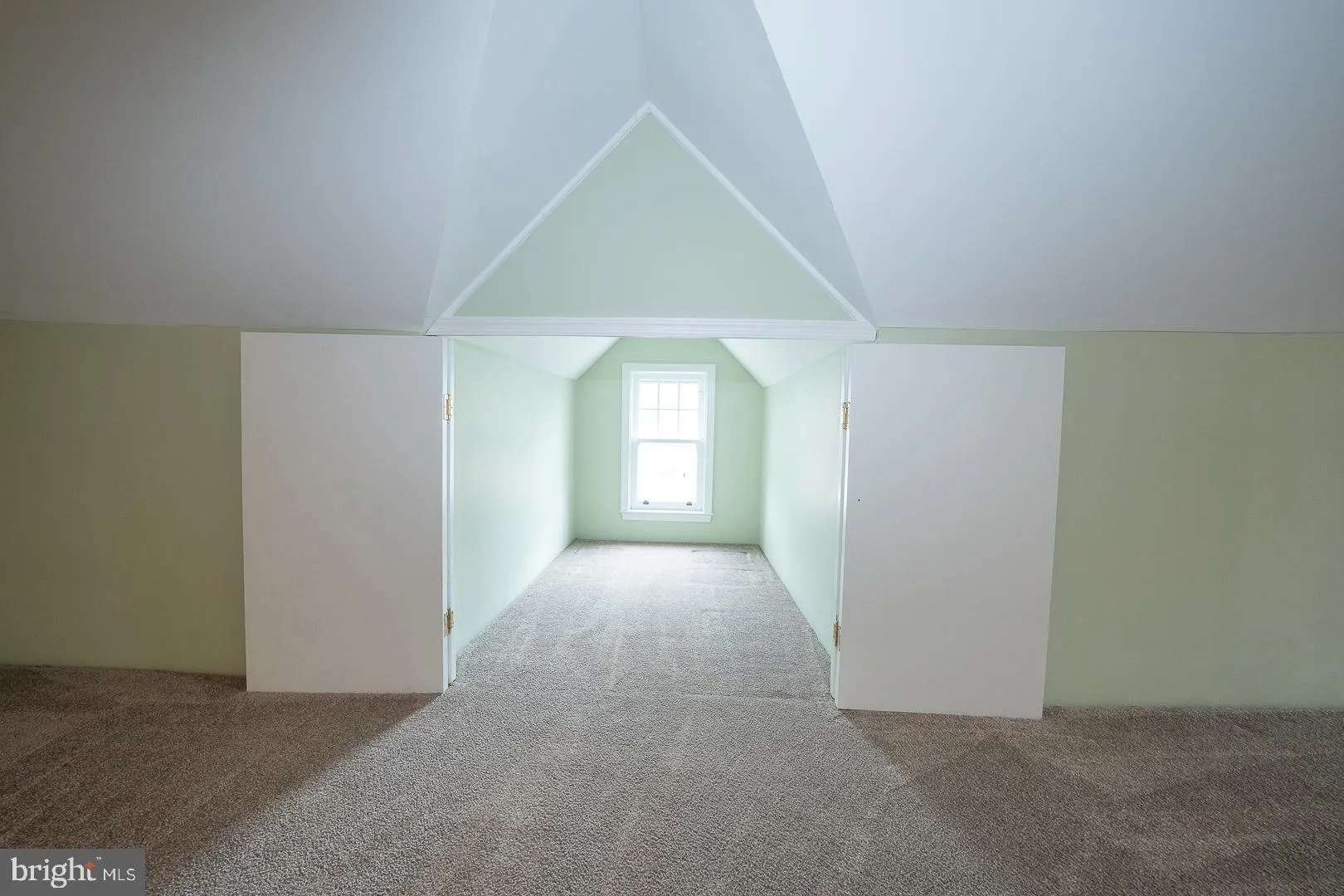 Havertown, Pennsylvania 19083, United States, 4 Bedrooms Bedrooms, ,2 BathroomsBathrooms,Residential,Active,253427