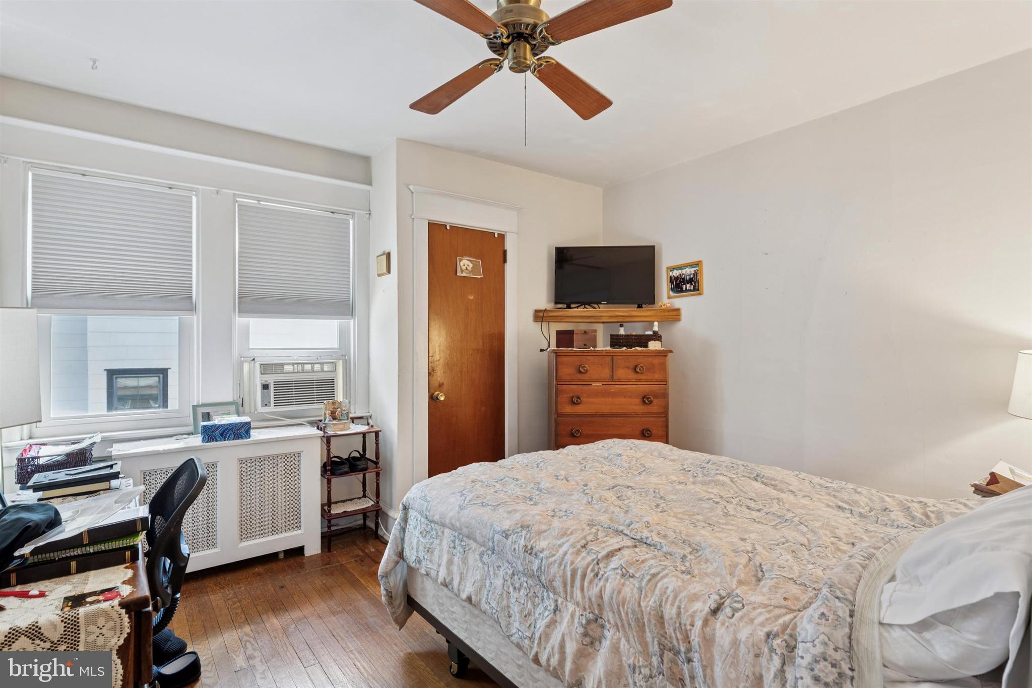 OAKMONT - Residential