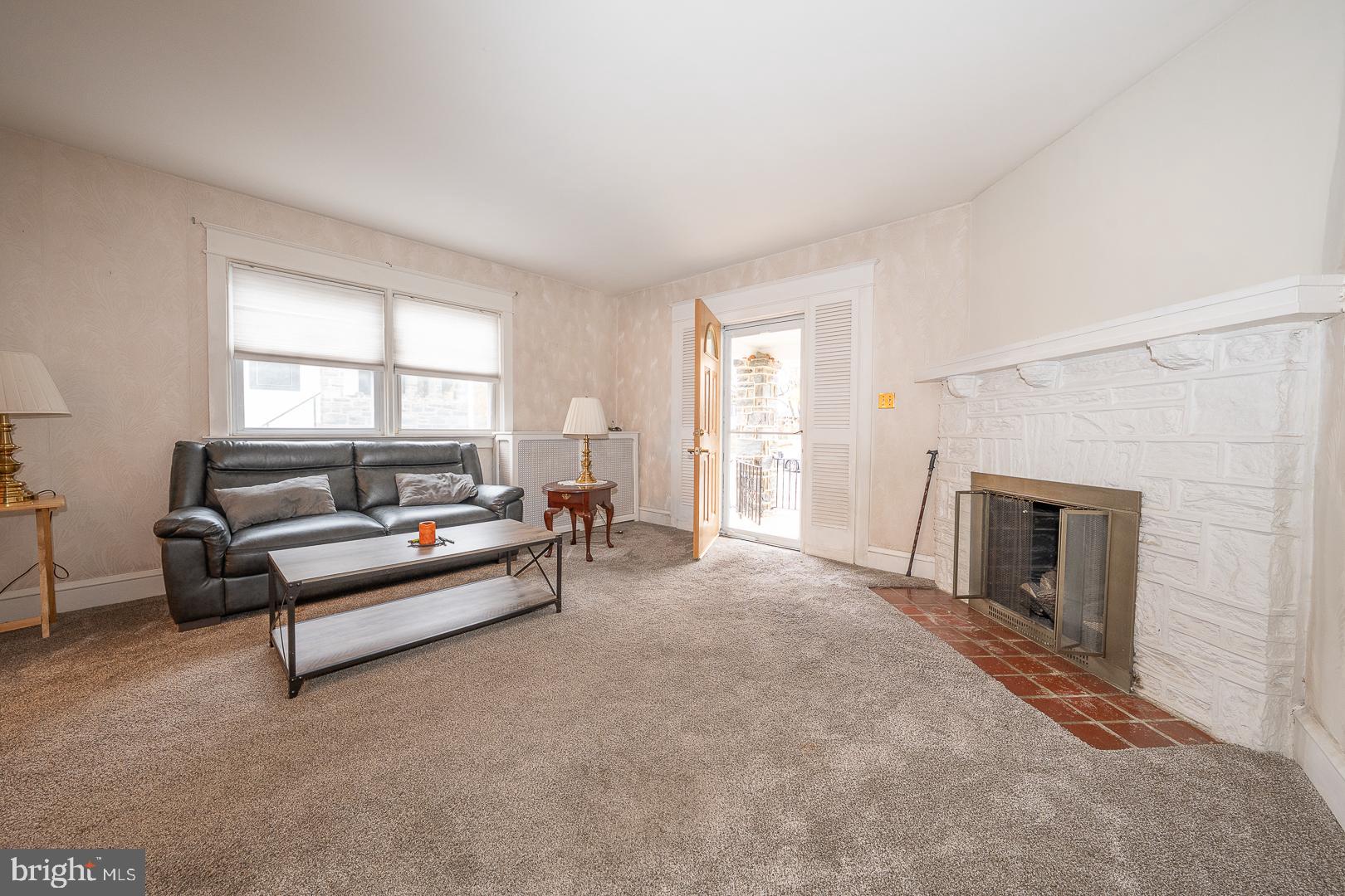 OAKMONT - Residential