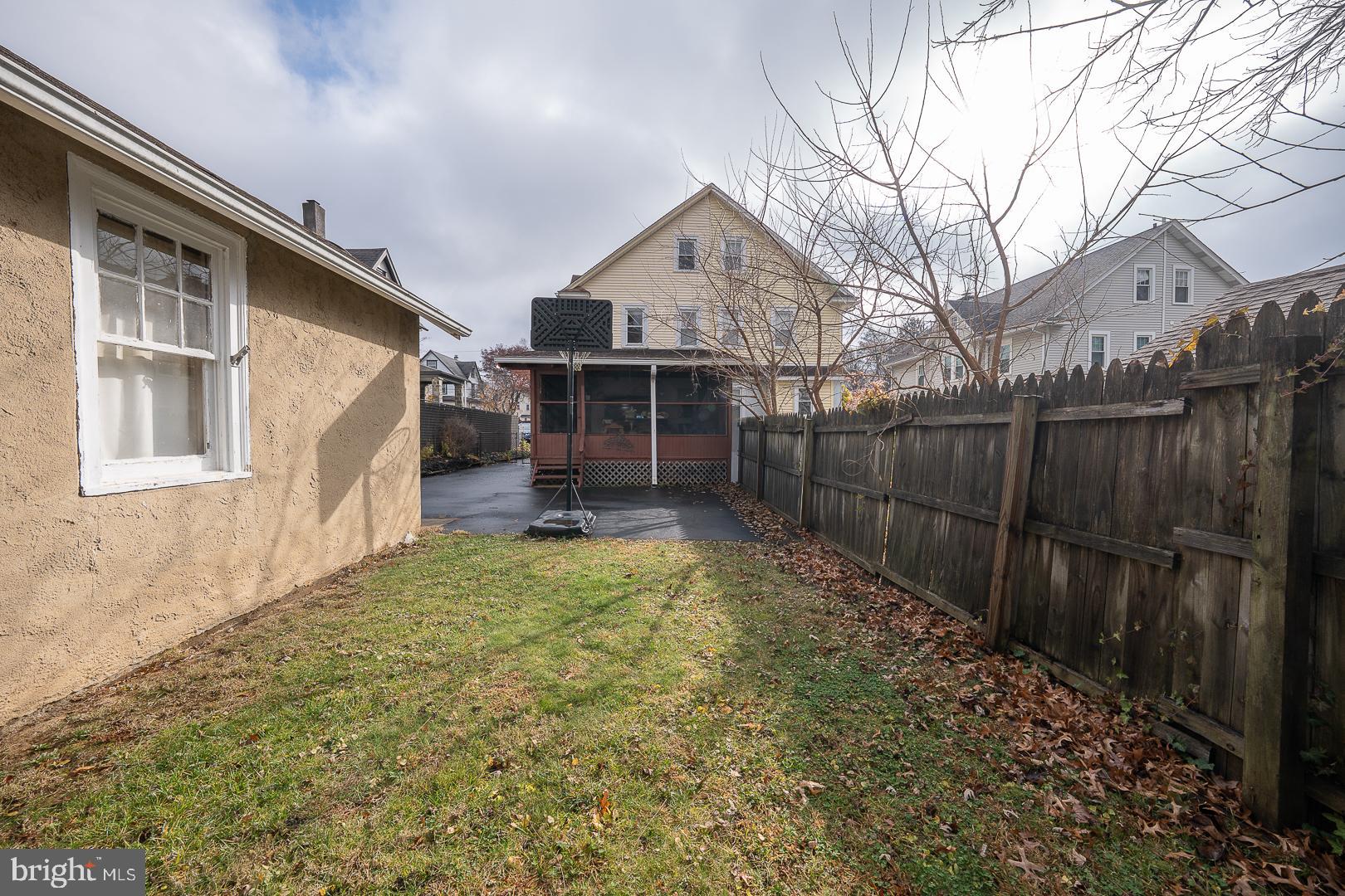 OAKMONT - Residential